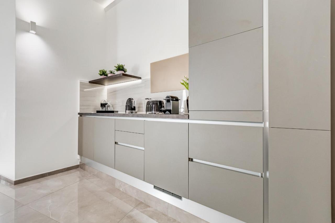 Unoseitre - Luxury Apartment & Suite Róma Kültér fotó